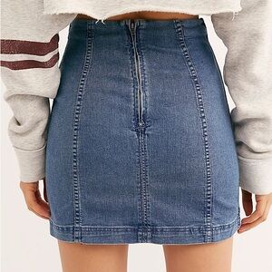 Free People stretch Blue Denim Mini Skirt Sz 2